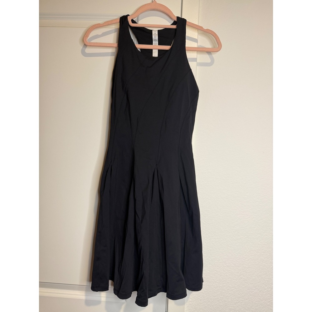 Lululemon Black Racerback Athletic Tennis Dress Pleated Skirt Size 6